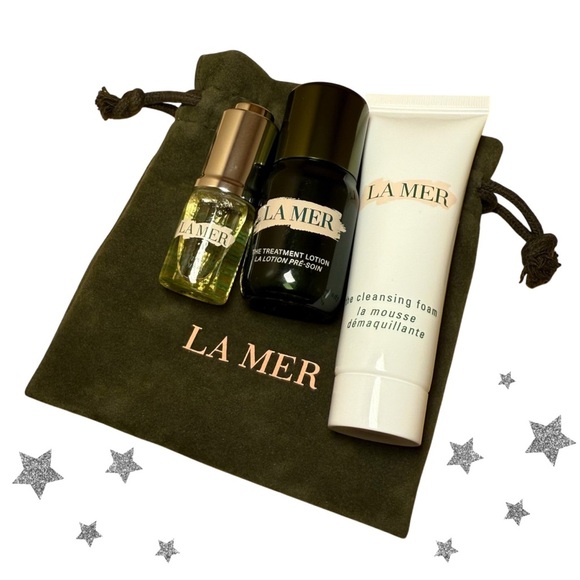 LA MER Skincare Set & Pouch | Travel Size (3pc) | Velvet Green Drawstring Pouch - Picture 1 of 9